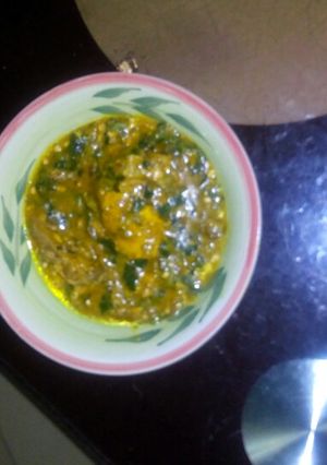 A picture of Ogbolo nd okoro soup.