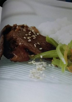 Foto principal de Cerdo al jengibre (buta no shogayaki - típica receta japonesa)