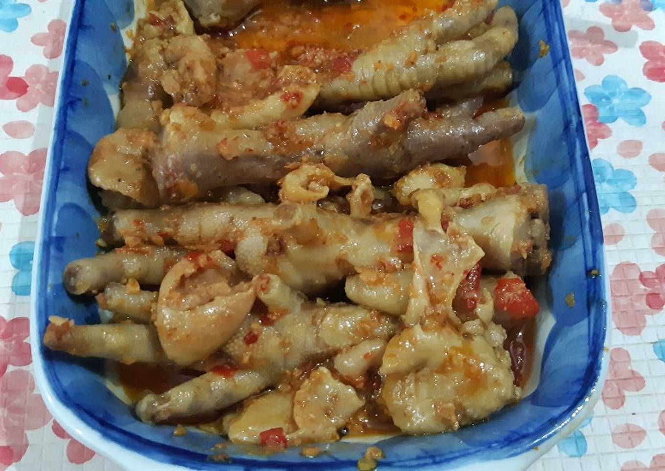 Seblak ceker gurih pedas