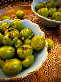 عکسی از دستور هلی کتنی یا آلوچه شکسته🍀🍃