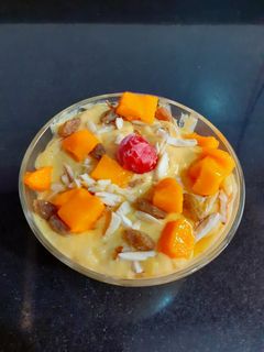 મેંગો શ્રીખંડ (Mango Shrikhand Recipe In Gujarati) રેસીપી મુખ્ય ફોટો