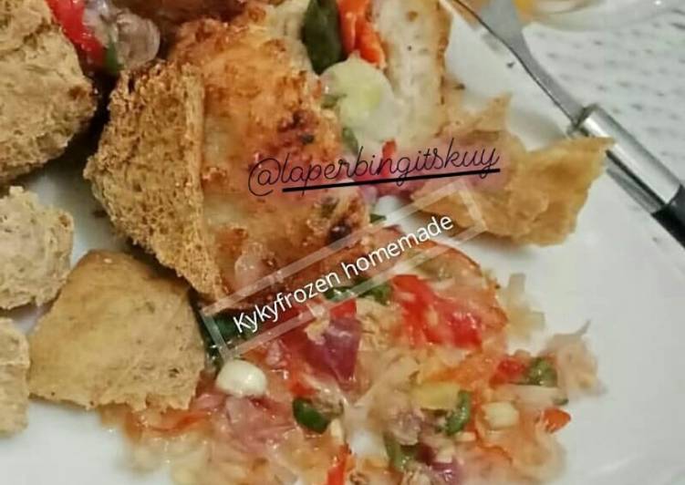 Tahu walik beranak sambal matah