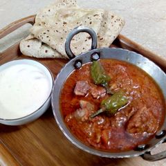 A picture of Mutton Karahi.