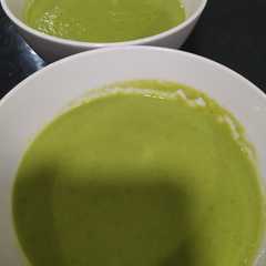 Foto principal de Crema de guisantes con Thermomix