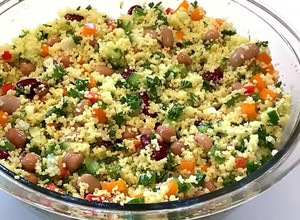 Foto de Salada de Couscous Mediterrânea
