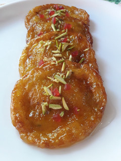 कद्दू का मालपुआ (Kaddu ka malpua recipe in hindi) रेसिपी मुख्य फोटो