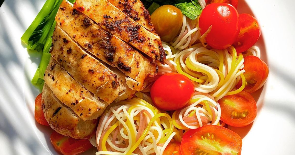 Cách Làm Món Eat Clean Với ức Gà Chiên Bằng Nồi Chiên Không Dầu Bún Gạo ...