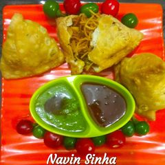 A picture of Chinese Samosa.