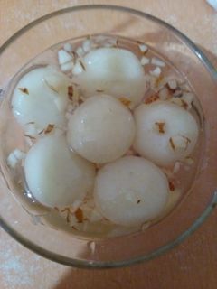 રસગુલ્લા (rasgulla recipe in gujarati) રેસીપી મુખ્ય ફોટો