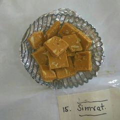 A picture of Besan burfi.