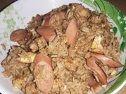 Una foto de arroz chaufa salchicha