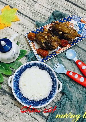 Hình của món Chim cút nướng bơ.