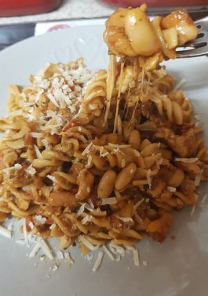 A picture of My Wholewheat Pasta with Chicken Tomato & Herbs.
