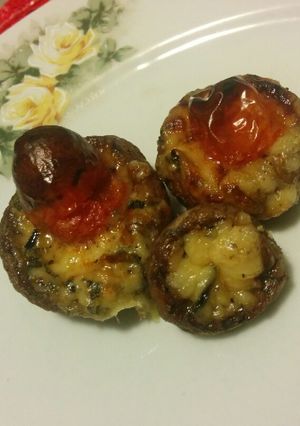 Foto de Cogumelos portobello recheado com gorgonzola