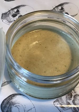 Une photo de Sauce à la truffe noire,moutarde et ciboulette