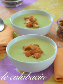 Una foto de Crema fría de calabacín (con Thermomix)