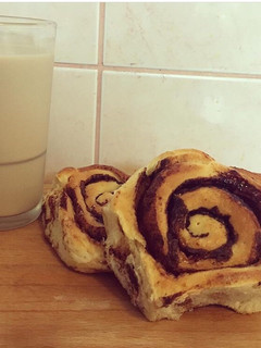 Foszlós kakaós csiga egyszerűen recept fotója