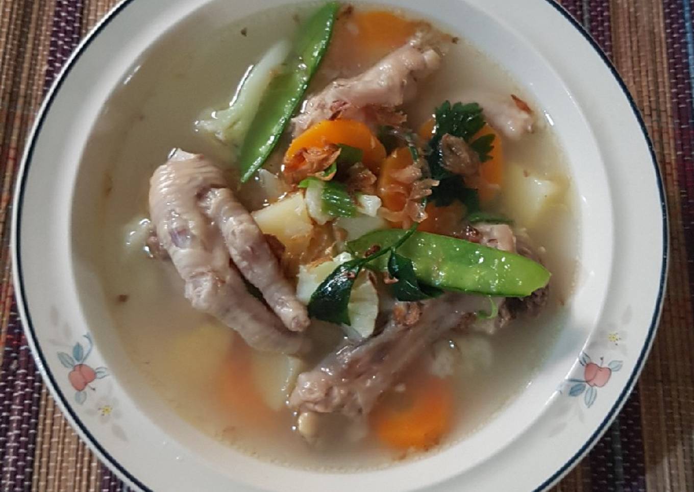 Sop Ceker Ayam
