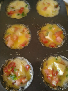Una foto de Muffins de caprese