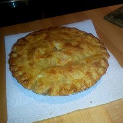 A picture of Dad's Peach Pie.