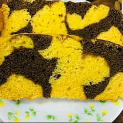 A picture of Marble chocolate Cake.