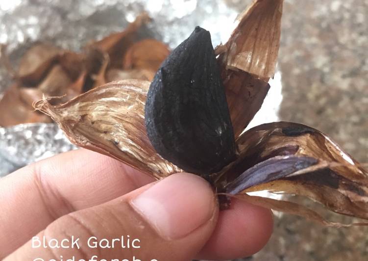Black Garlic (Bawang Hitam)