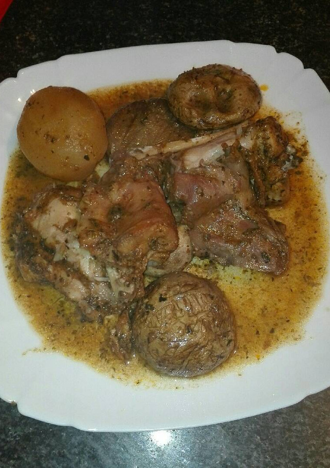 Una foto de Conejo con bolsa a las hievas provenzales en la olla GM g