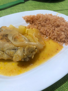 Una foto de Pollo a la piña 🍍
