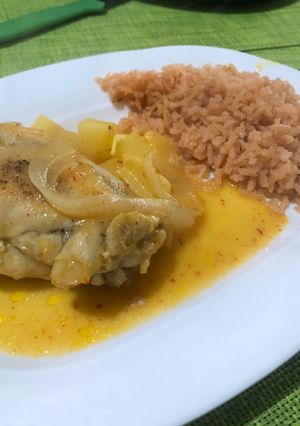 Una foto de Pollo a la piña 🍍