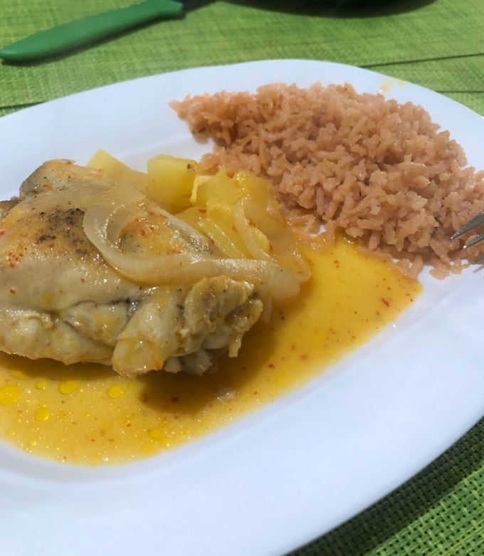 Una foto de Pollo a la piña 🍍