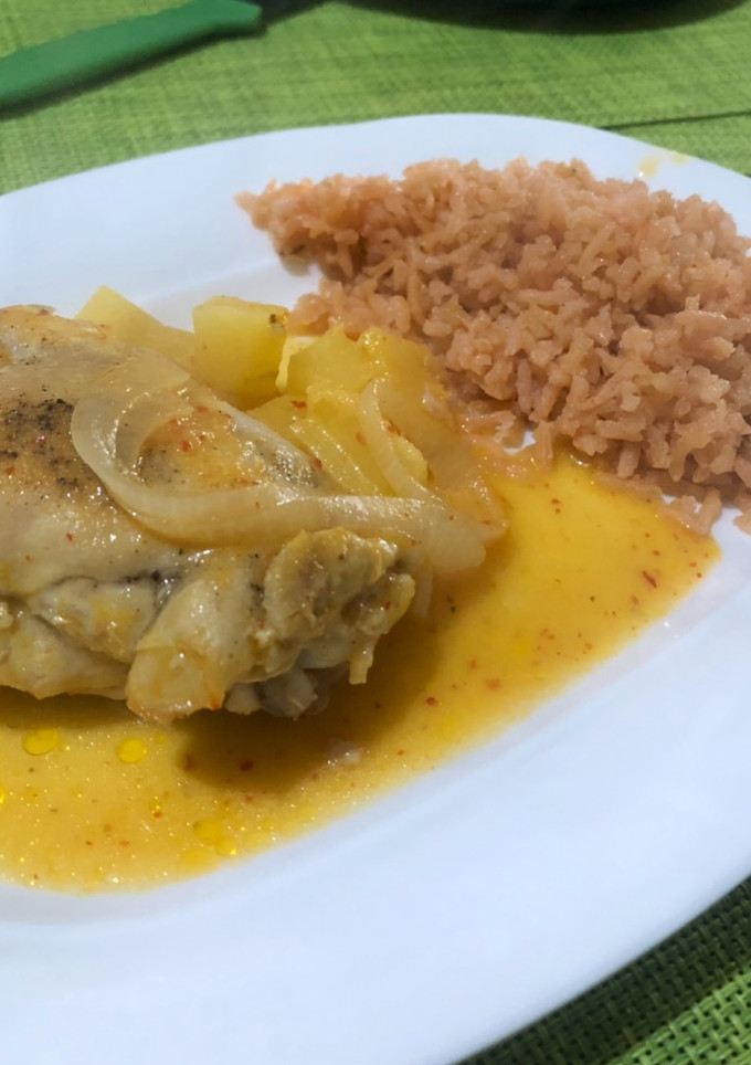 Una foto de Pollo a la piña 🍍