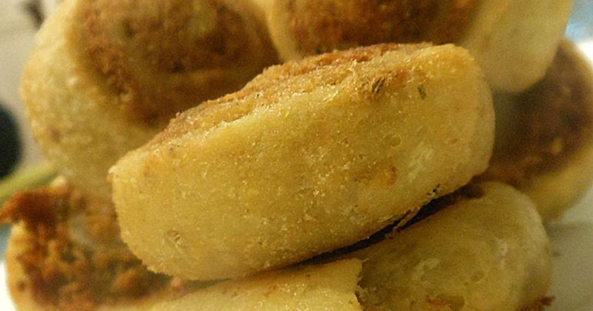 Aalu Rool Aloo Roll Recipe by Ketan Mukundrao Gunjal - Cookpad
