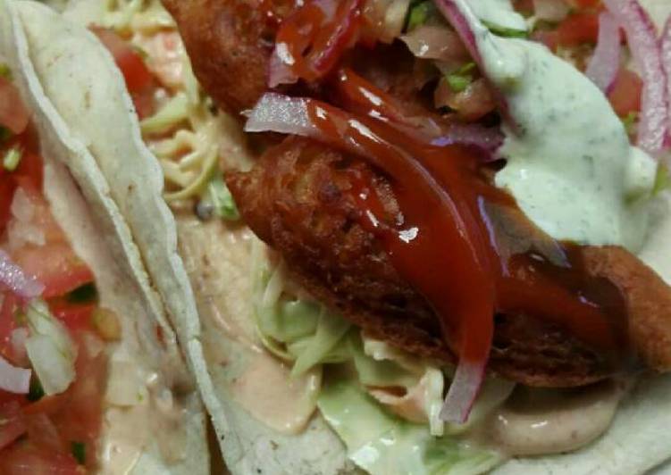 Tacos Fish (pescado capeado)馃悷