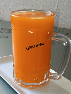 A picture of Mango carrot juice.