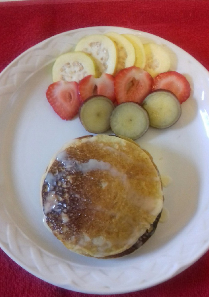 Una foto de Hot cakes de avena y camote