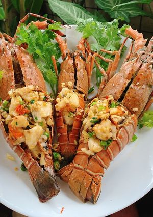 รูปของ กุ้งมังกรผัดพริกเกลือ