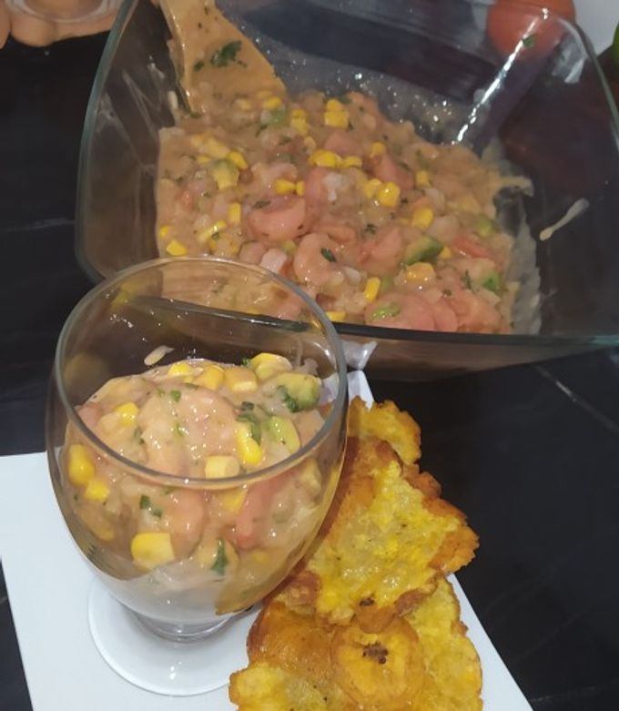 Una foto de Ceviche de camarón