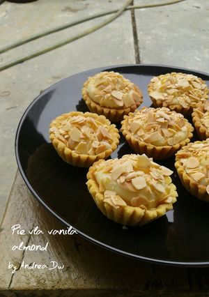 Foto resep Pie vla vanila almond slice