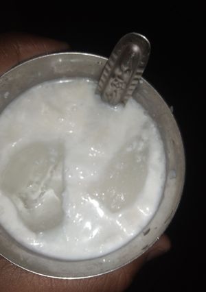 लस्सी ठंडी ठंडी (lassi thandi thandi recipe in Hindi) रेसिपी मुख्य फोटो