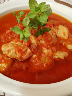 Una foto de Salsa de tomate con pollo