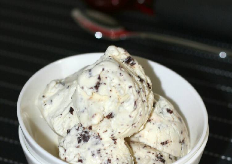 Recipe of Perfect Chocolate Flake Ice Cream