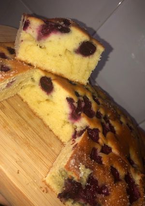 Meggyes olajos pite recept fotója