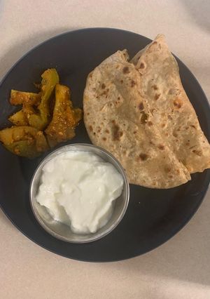A picture of Healthy Paneer Paratha.