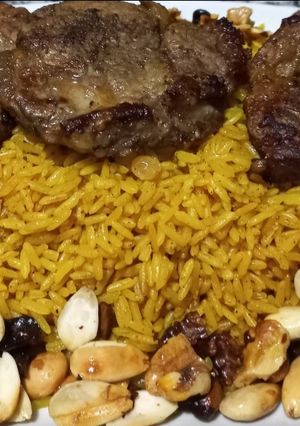 صورة لوصفة رز بالخلطه مع شرايح اللحم