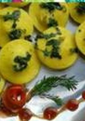 A picture of Microwave dhokla idli style.