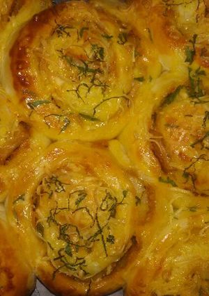 Foto resep Pizza roll (chicken sausage spicy mayo)