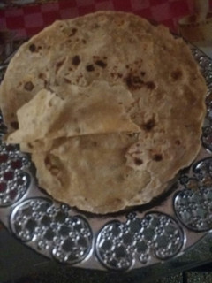 પડ વાળી જીરા રોટલી (Pad Vali Jira Rotli Recipe In Gujarati) રેસીપી મુખ્ય ફોટો