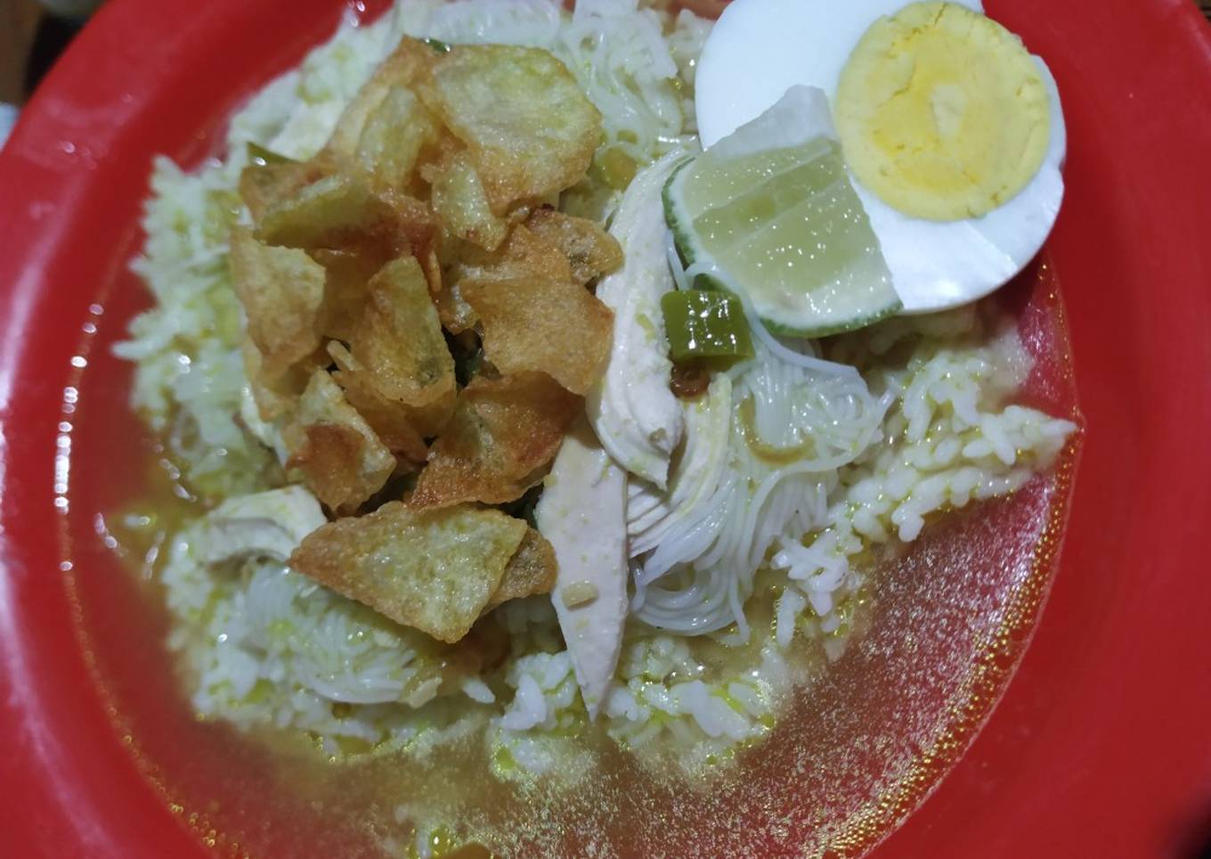 Soto ayam lengkap kuah bening