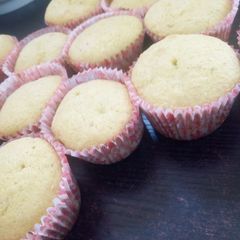 A picture of Banana cupcake.