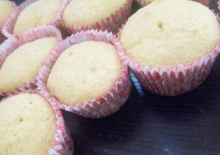 Recipe of Super Quick Banana cupcake